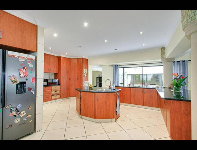 7 BEDROOM PROPERTY TO RENT IN DAINFERN GOLF ESTATE